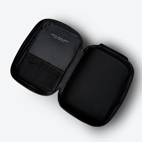 The Kinetic Boot Bag